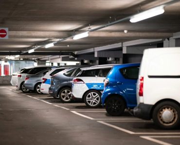 Endlich: Mit diesem cleveren 15-Sekunden-Trick parken Sie überall einwandfrei ein